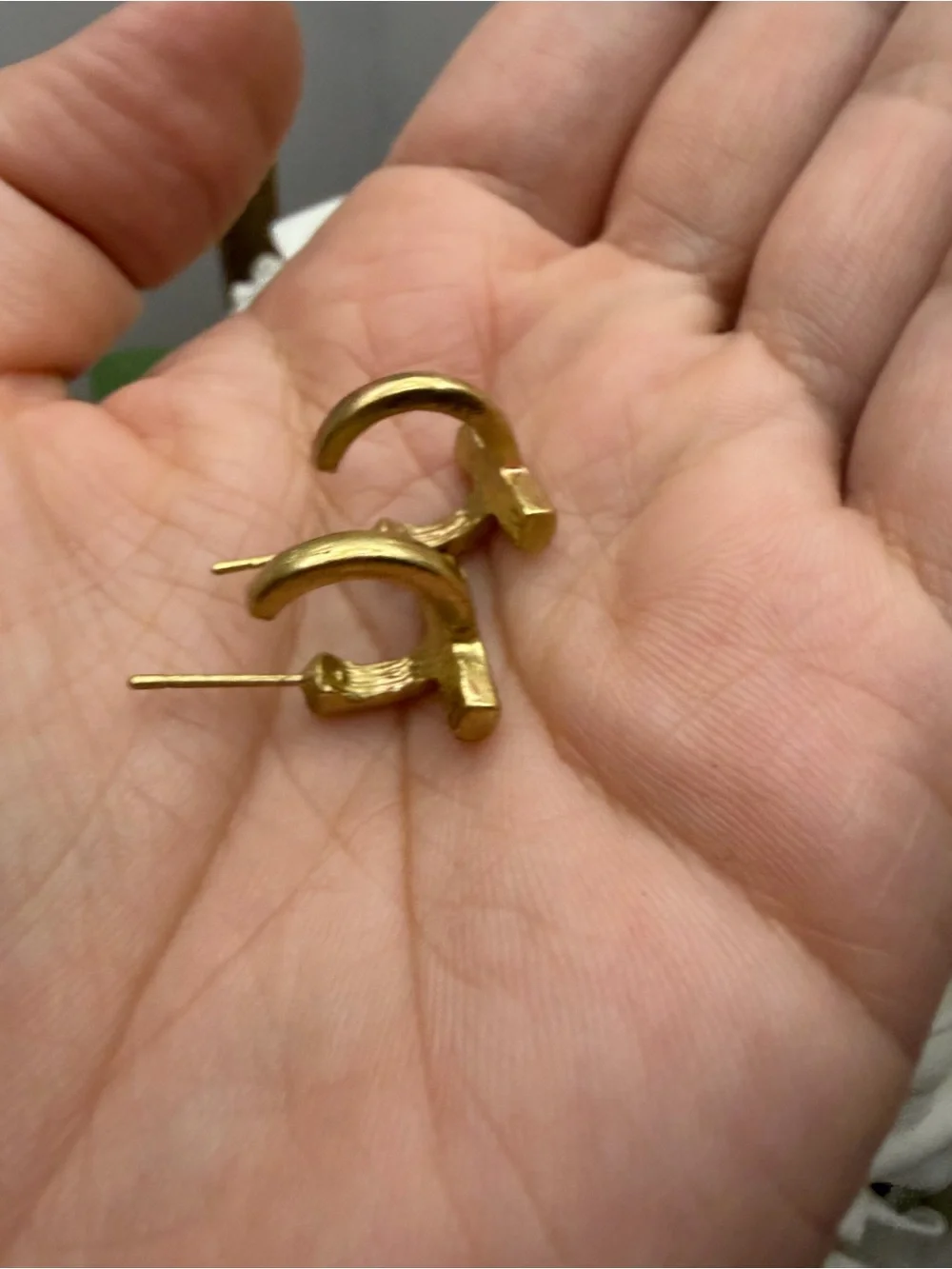 Gold Cross Stud Earrings - Elegant Minimalist Women Jewelry